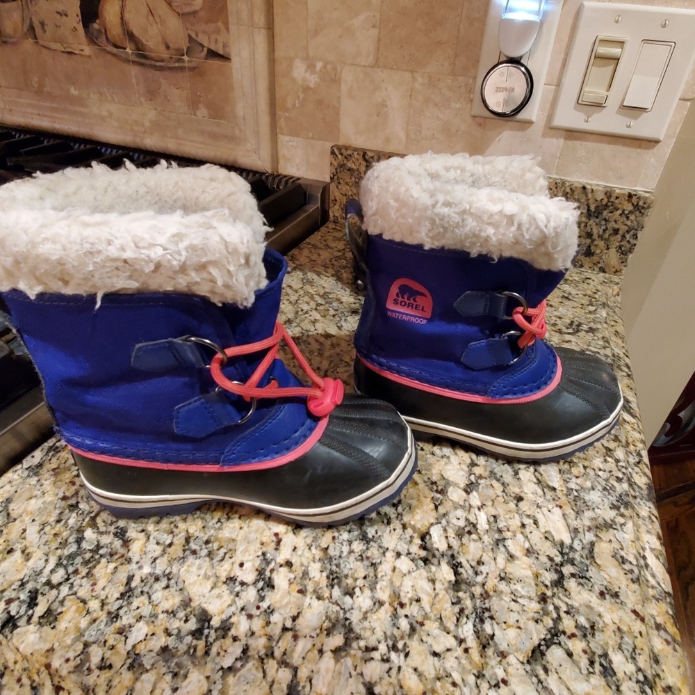 Girls Sorel Boots size 11